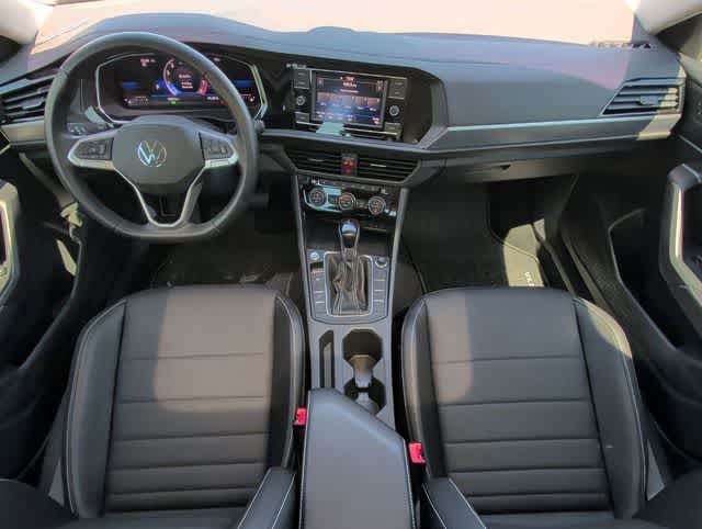 Thumbnail: 2023 Volkswagen Jetta - 12