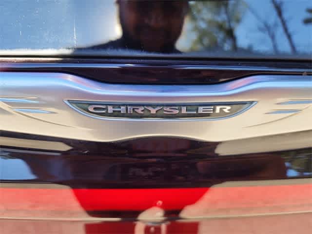 Thumbnail: 2021 Chrysler Pacifica - 10