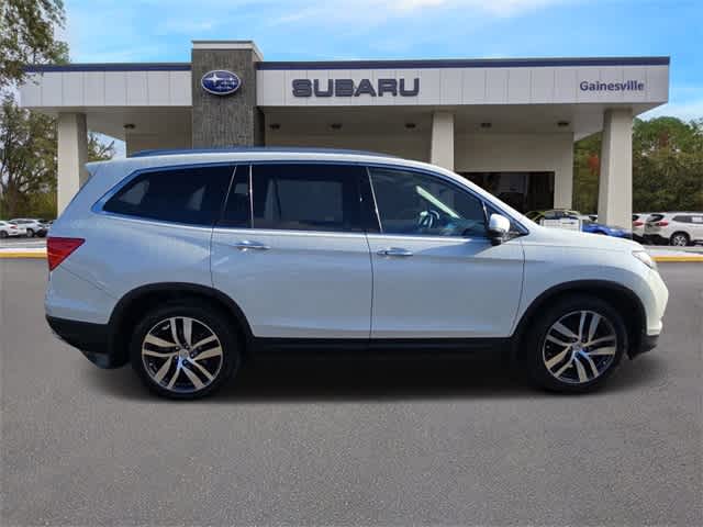 Thumbnail: 2017 Honda Pilot - 7