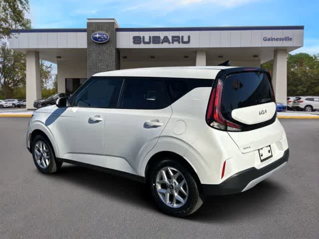 Used 2025 Kia Soul LX Sedan