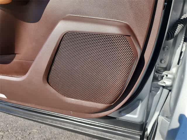 Thumbnail: 2021 Toyota Highlander - 26