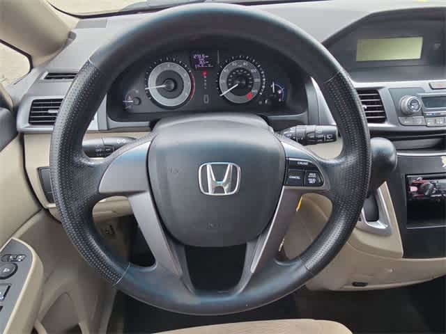 Thumbnail: 2011 Honda Odyssey - 21