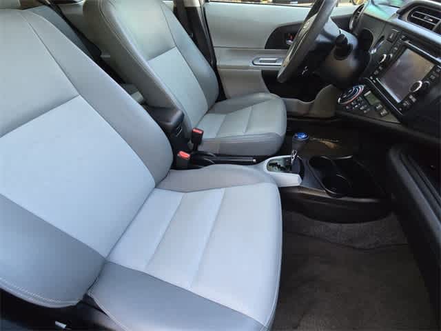 Thumbnail: 2012 Toyota Prius c - 20