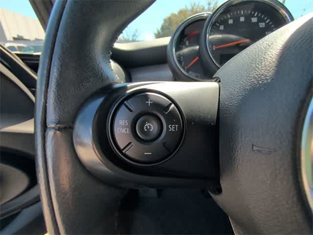 Thumbnail: 2020 MINI Cooper Hardtop - 20