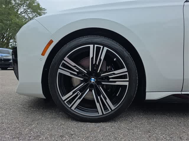 Thumbnail: 2024 BMW 7 Series - 12