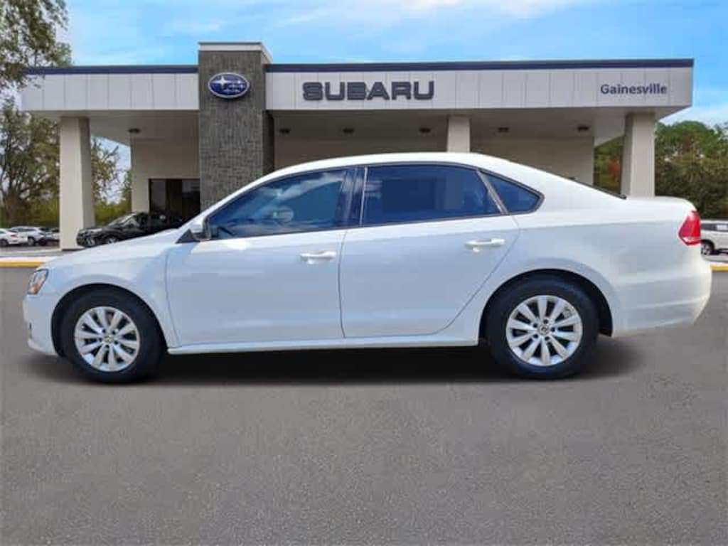 Used 2013 Volkswagen Passat S Sedan