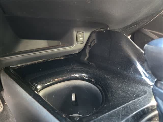 Thumbnail: 2019 Toyota C-HR - 30