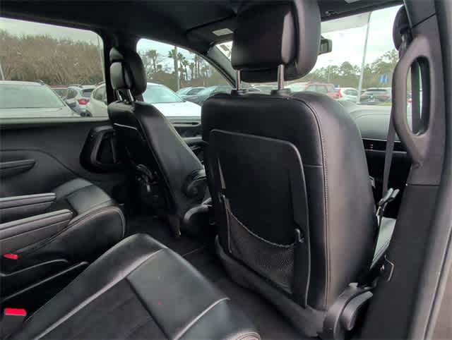 Thumbnail: 2015 Dodge Grand Caravan - 18