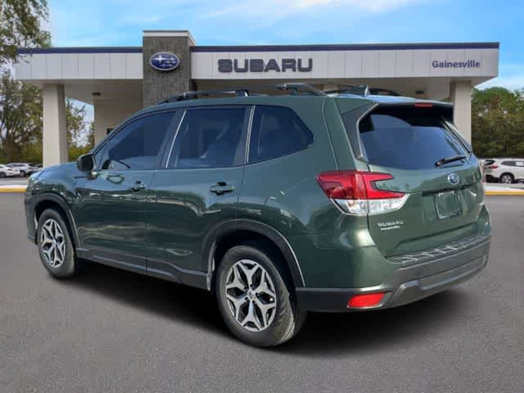 Used 2022 Subaru Forester Premium SUV
