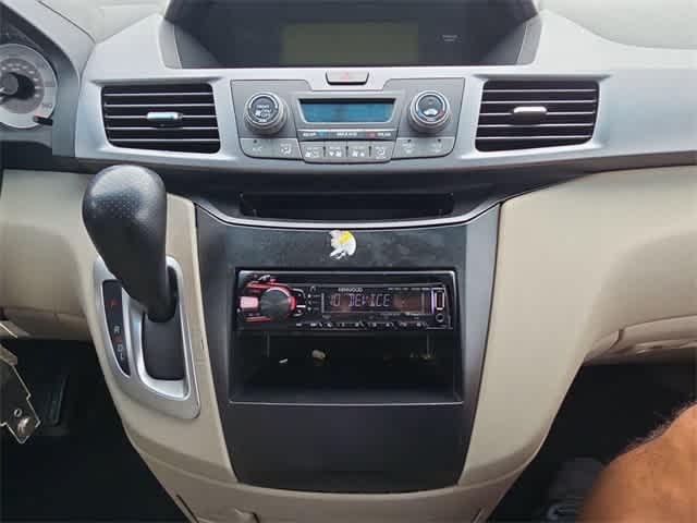 Thumbnail: 2011 Honda Odyssey - 26