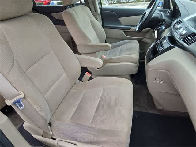 Thumbnail: 2011 Honda Odyssey - 20