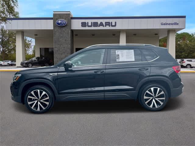 Thumbnail: 2022 Volkswagen Taos - 3