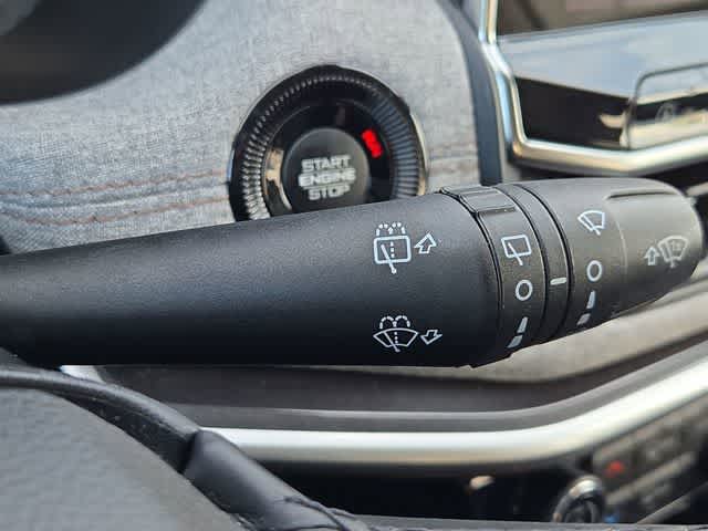 Thumbnail: 2022 Jeep Compass - 25