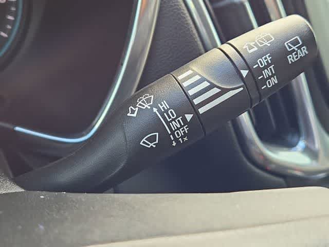 Thumbnail: 2020 Chevrolet Equinox - 25