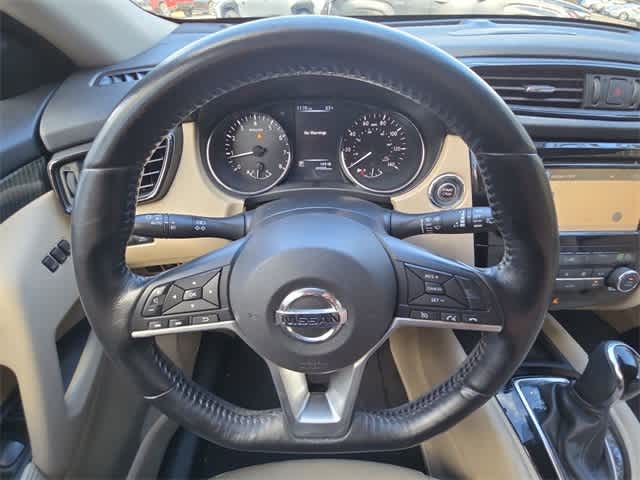 Thumbnail: 2017 Nissan Rogue - 22