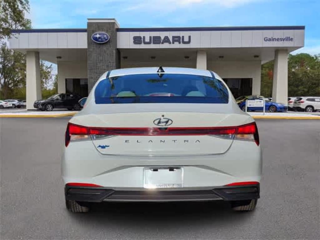 Used 2022 Hyundai Elantra SEL Sedan