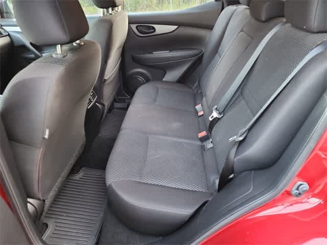 Thumbnail: 2019 Nissan Rogue Sport - 17