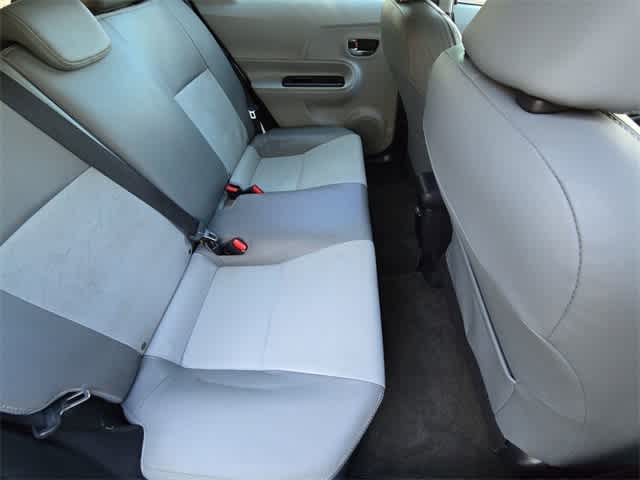 Thumbnail: 2012 Toyota Prius c - 19