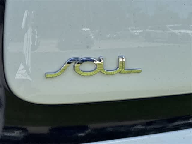 Thumbnail: 2016 Kia Soul - 9