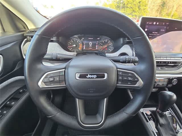 Thumbnail: 2022 Jeep Compass - 22