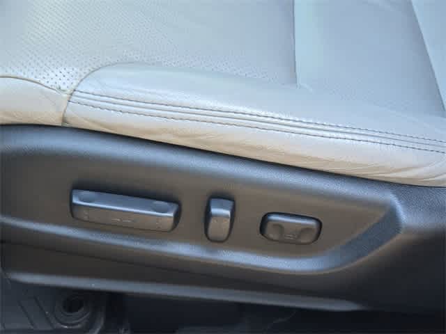 Thumbnail: 2015 Honda CR-V - 16