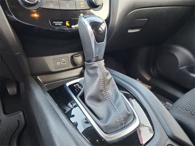 Thumbnail: 2019 Nissan Rogue Sport - 27