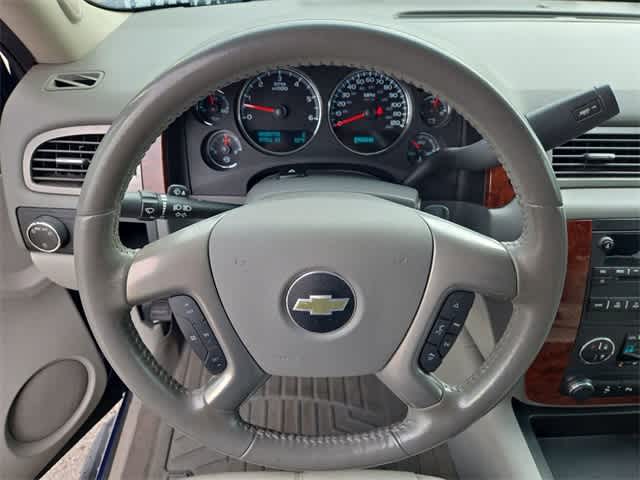 Thumbnail: 2013 Chevrolet Avalanche 1500 - 22