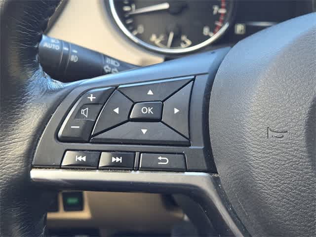 Thumbnail: 2017 Nissan Rogue - 23