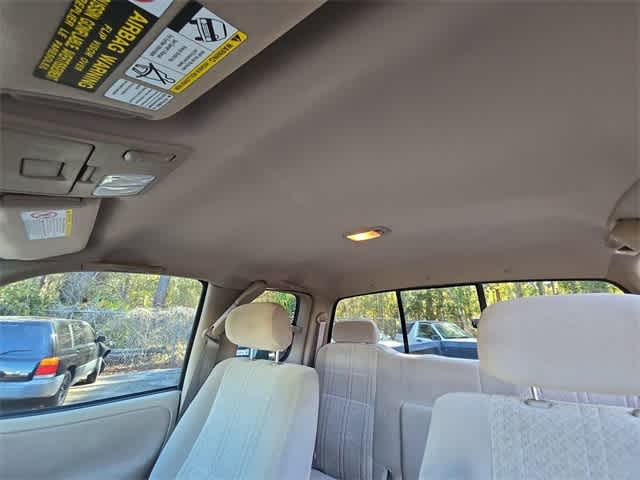 Thumbnail: 2003 Toyota Tundra - 18