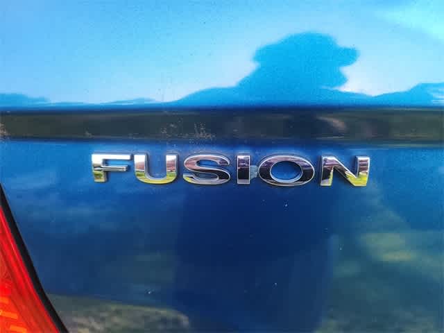 Thumbnail: 2012 Ford Fusion - 10