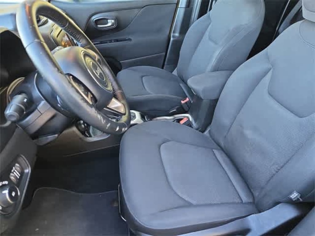 Used 2016 Jeep Renegade Latitude SUV