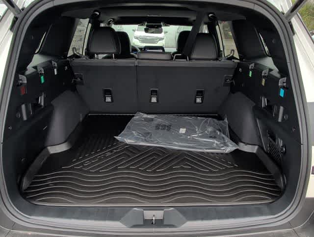 Thumbnail: 2026 Subaru Outback - 34