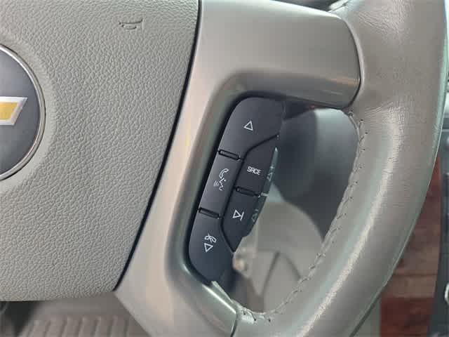 Thumbnail: 2013 Chevrolet Avalanche 1500 - 24