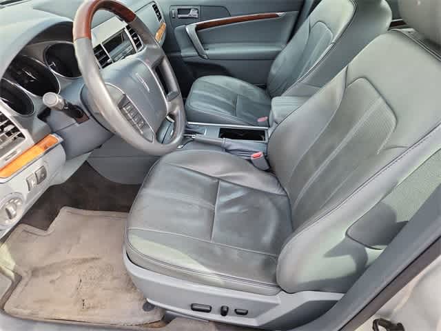 Thumbnail: 2010 Lincoln MKZ - 14