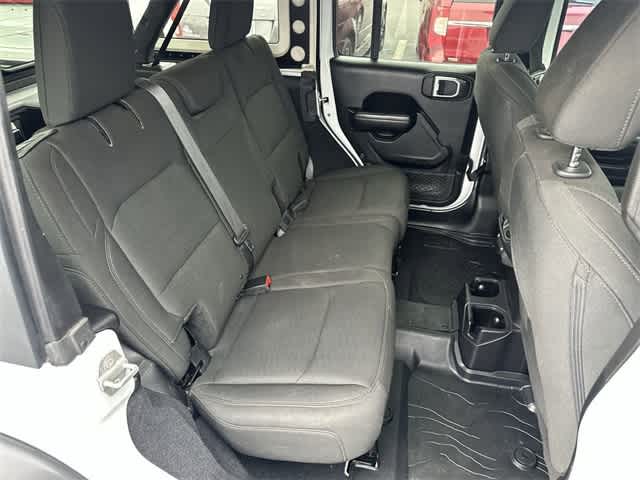 Thumbnail: 2018 Jeep Wrangler - 16