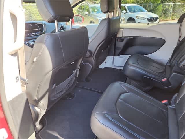 Thumbnail: 2021 Chrysler Pacifica - 16