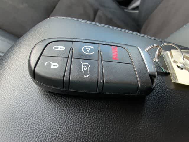 Thumbnail: 2021 Jeep Grand Cherokee - 34