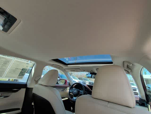 Thumbnail: 2016 Lexus ES - 20