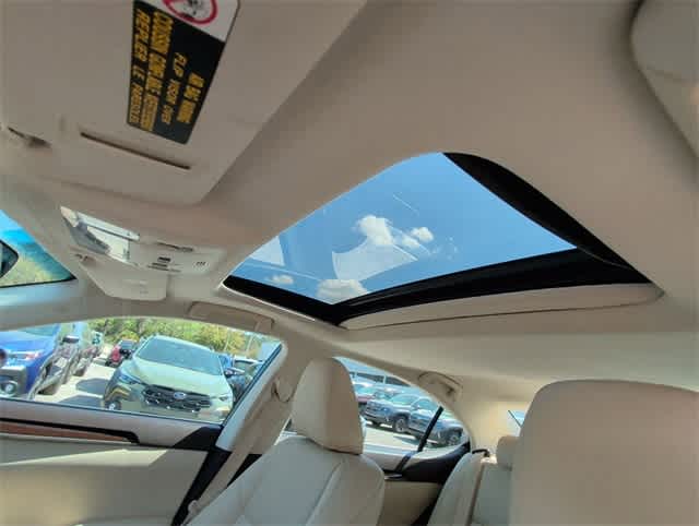 Thumbnail: 2016 Lexus ES - 17