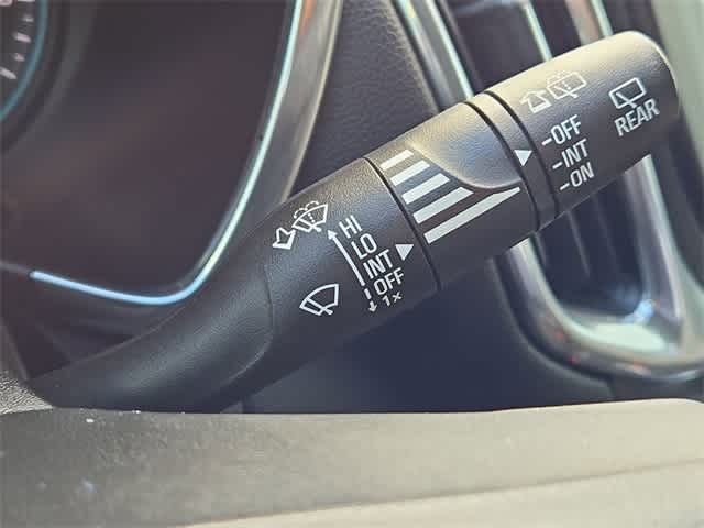 Thumbnail: 2020 Chevrolet Equinox - 25