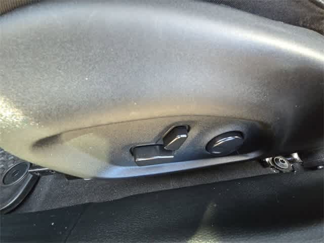 Thumbnail: 2022 Jeep Compass - 16