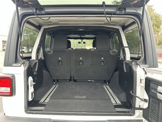 Thumbnail: 2018 Jeep Wrangler - 26