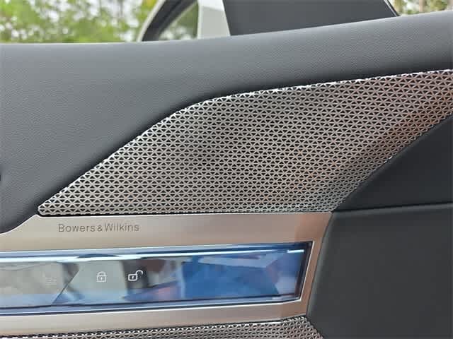 Thumbnail: 2024 BMW 7 Series - 31