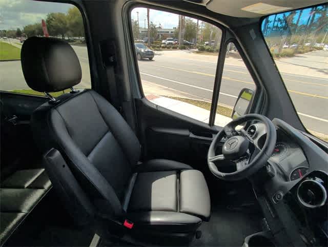 Thumbnail: 2026 Mercedes-Benz Sprinter - 13