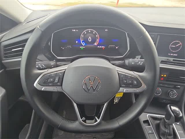 Thumbnail: 2024 Volkswagen Jetta - 20