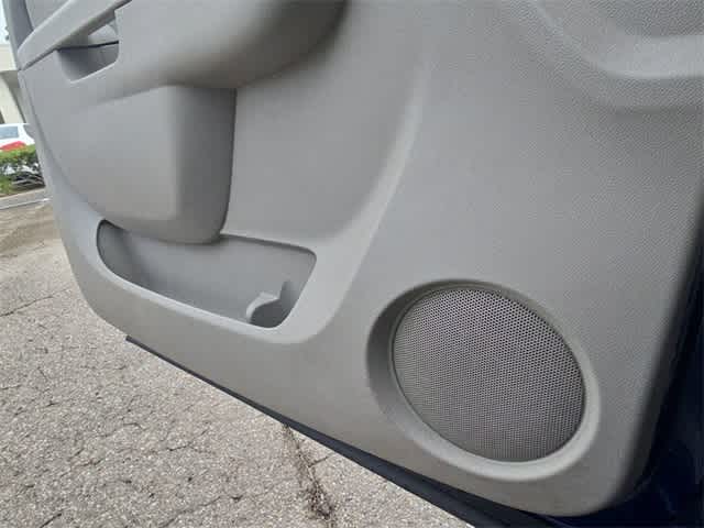 Thumbnail: 2013 Chevrolet Avalanche 1500 - 29