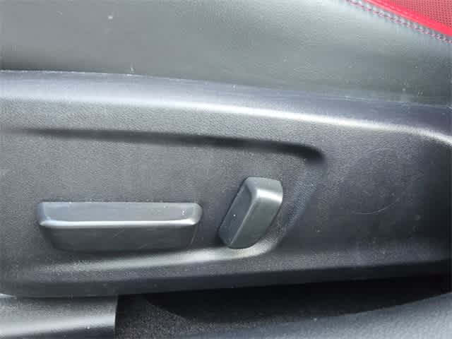 Thumbnail: 2023 Lexus IS - 15