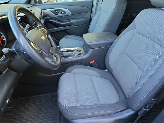 Thumbnail: 2023 Chevrolet Traverse - 2