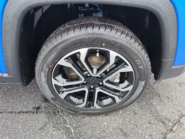 Thumbnail: 2022 Jeep Compass - 12