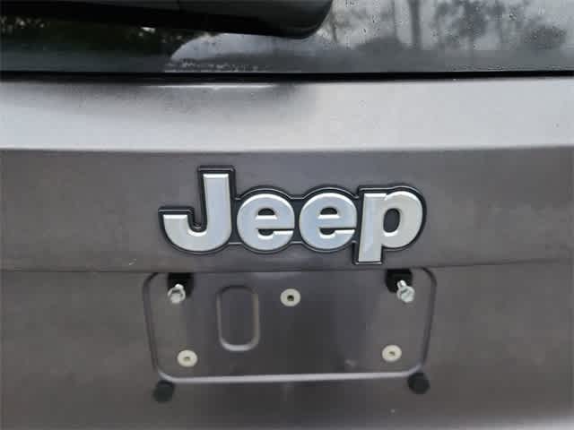 Thumbnail: 2020 Jeep Renegade - 10